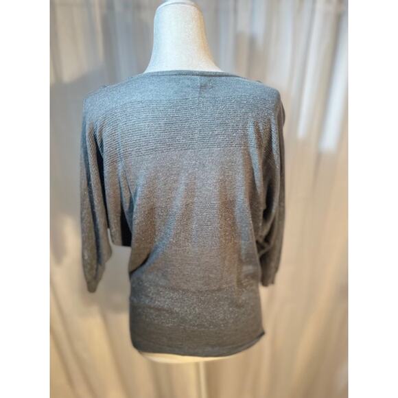 Express Size Small Pullover Knt Top 3/4 Sleeves Gray - Picture 3 of 5